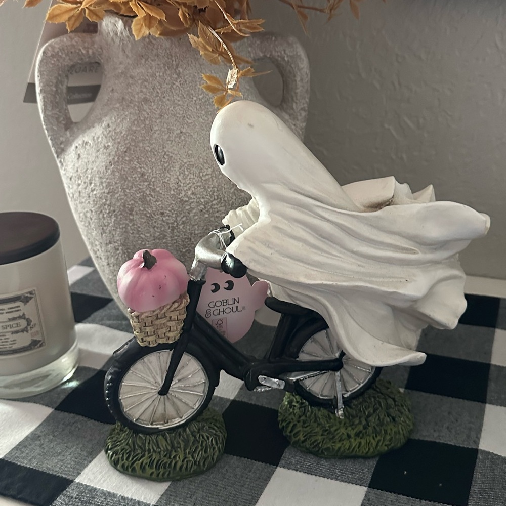 NWT Goblin & Ghoul Ghost On Bike with Pink Jack-O-Lantern Halloween - Picture 4 of 8